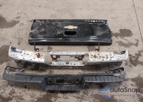 2014 Chevrolet Silverado 1500 2Lz z USA, uszkodzony, nr VIN 3GCUKSEC7EG372013